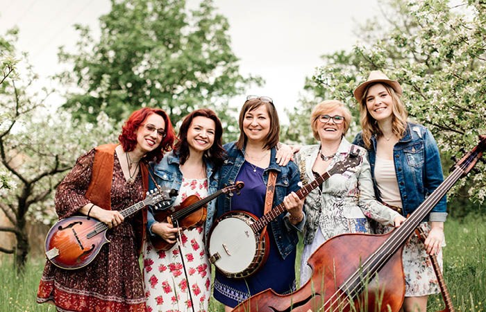 MĚSTA ČTOU – Od plotny skok / koncert