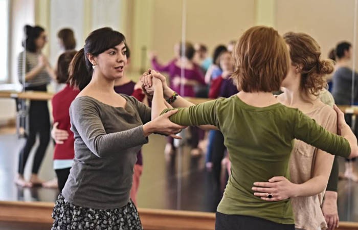 lsabel Mendoza / terapeutický tanečně-pohybový workshop pro seniory
