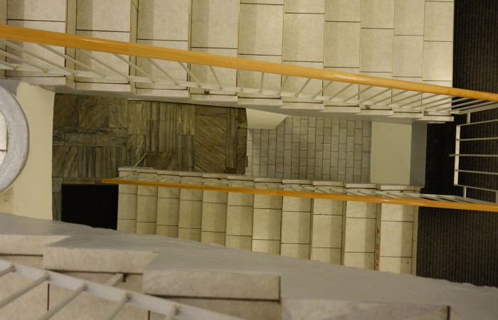 prostor-ve-schodisti-5